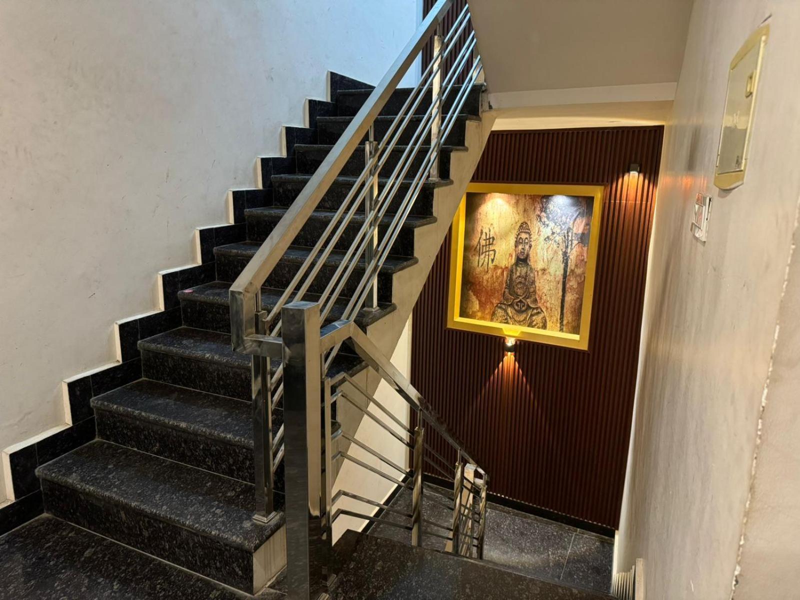 Hotel Pearl Inn Rudrapur Exterior foto